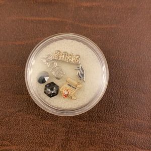 Origami owl graduation charms . 2015, 2016, cap, diploma 2 black stones